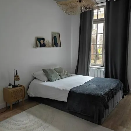 Apartment Carre D Or De Vue Sur La Cathedrale